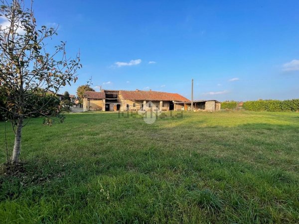 quadrivano in vendita a Casaletto di Sopra in zona Melotta