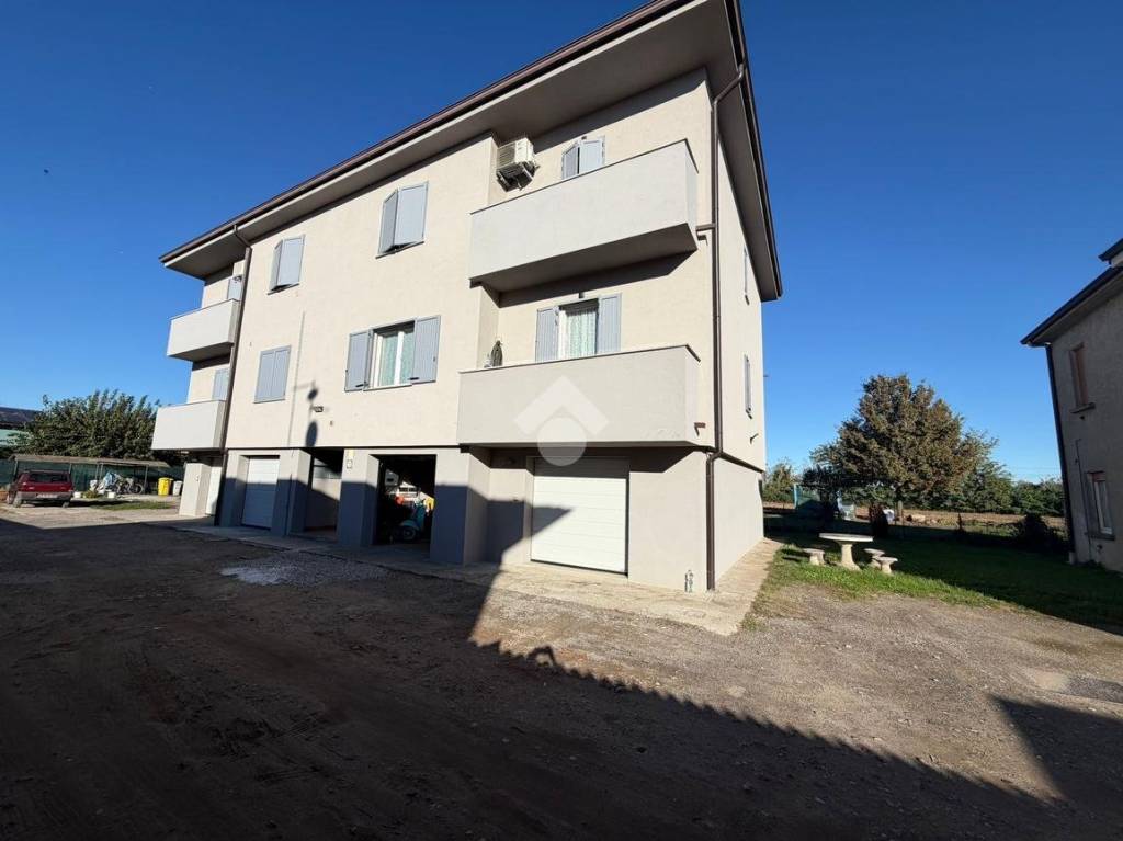 appartamento in vendita a Casaletto Vaprio