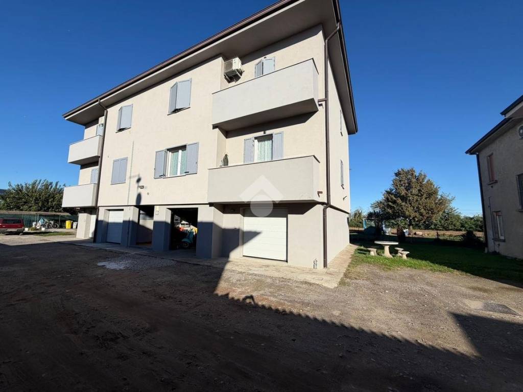 appartamento in vendita a Casaletto Vaprio