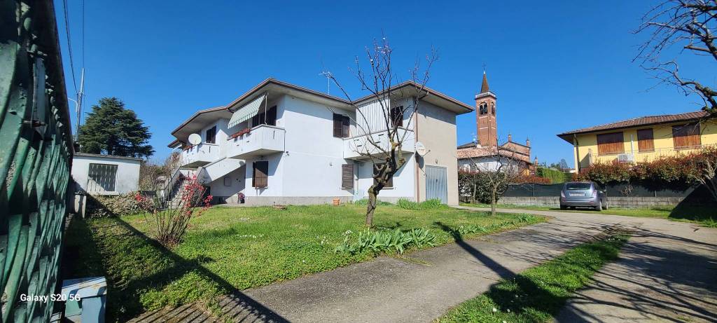 casa indipendente in vendita a Casaletto Vaprio