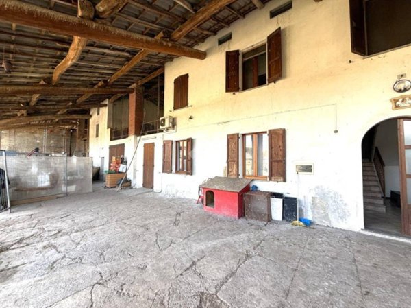 casa indipendente in vendita a Casaletto Vaprio