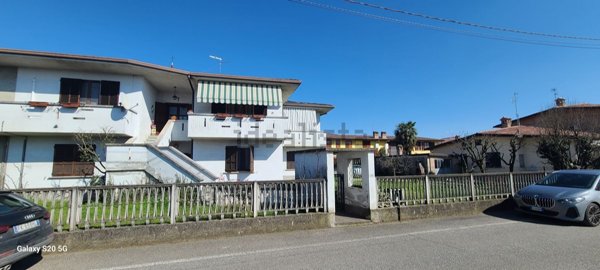 casa indipendente in vendita a Casaletto Vaprio