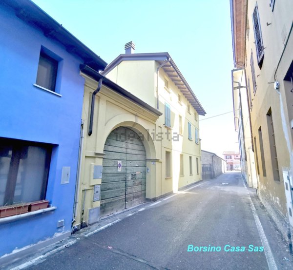 casa indipendente in vendita a Casaletto Vaprio