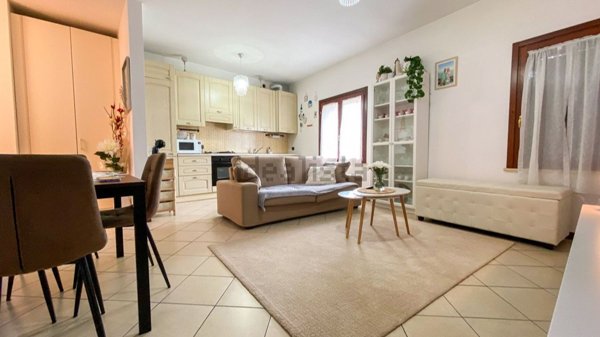 appartamento in vendita a Casalmaggiore in zona Vicomoscano