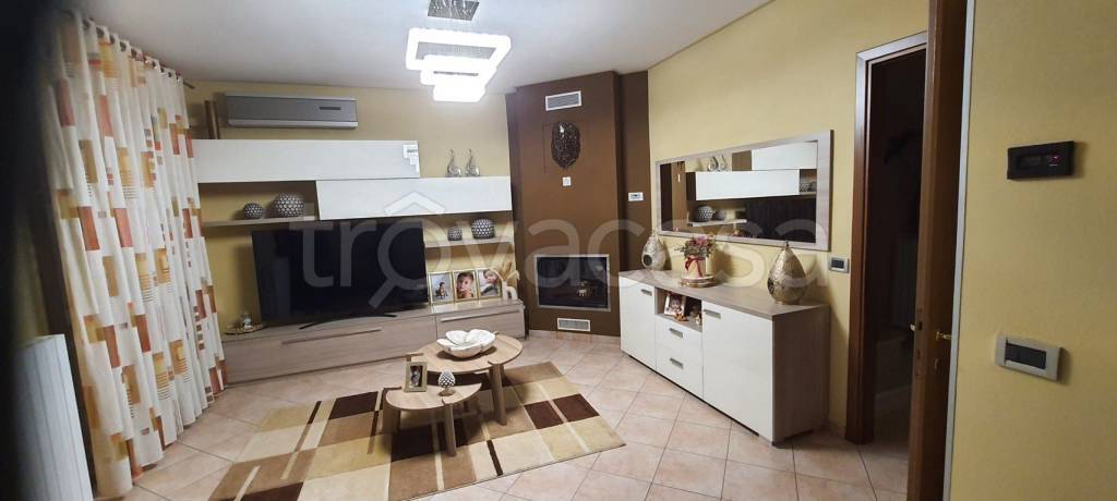 casa indipendente in vendita a Casalmaggiore in zona Vicomoscano