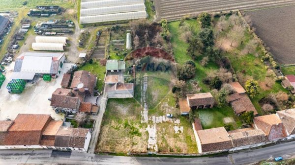 terreno agricolo in vendita a Casalmaggiore in zona Motta San Fermo