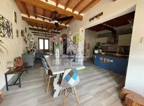 casa indipendente in vendita a Casalmaggiore in zona Quattrocase
