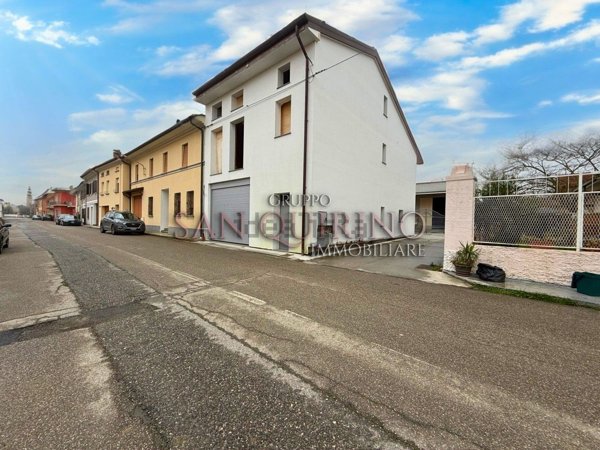 casa indipendente in vendita a Casalmaggiore