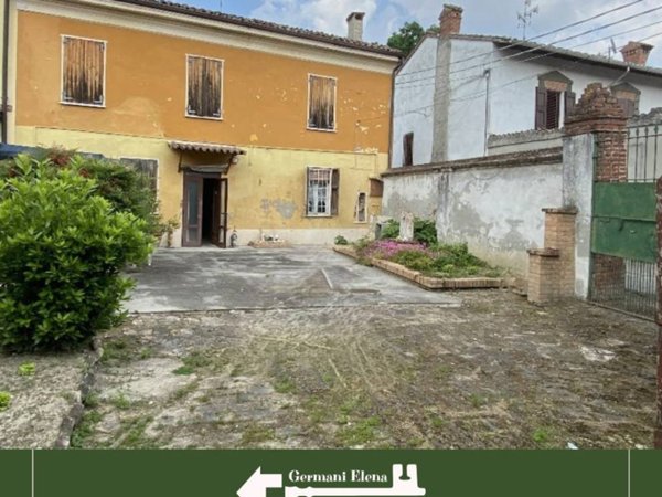 pentavano in vendita a Casalmaggiore in zona Vicoboneghisio
