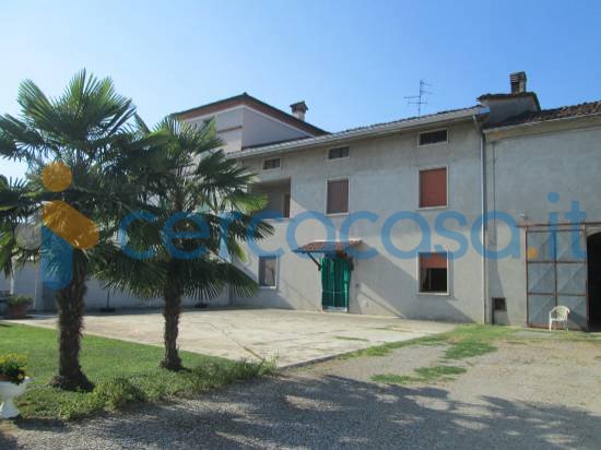 casa indipendente in vendita a Casalmaggiore in zona Casalbellotto