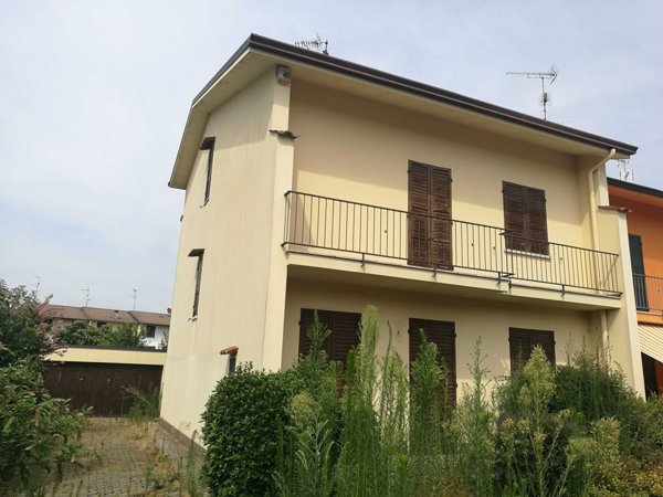 casa indipendente in vendita a Casalmaggiore