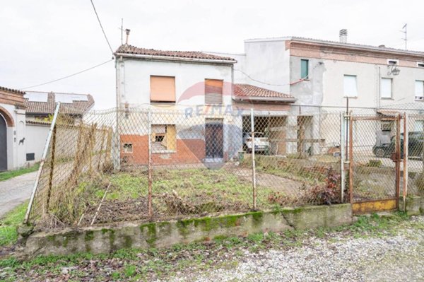 casa indipendente in vendita a Casalmaggiore