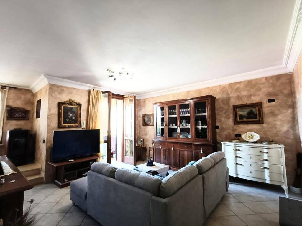 casa indipendente in vendita a Casalmaggiore in zona Vicomoscano