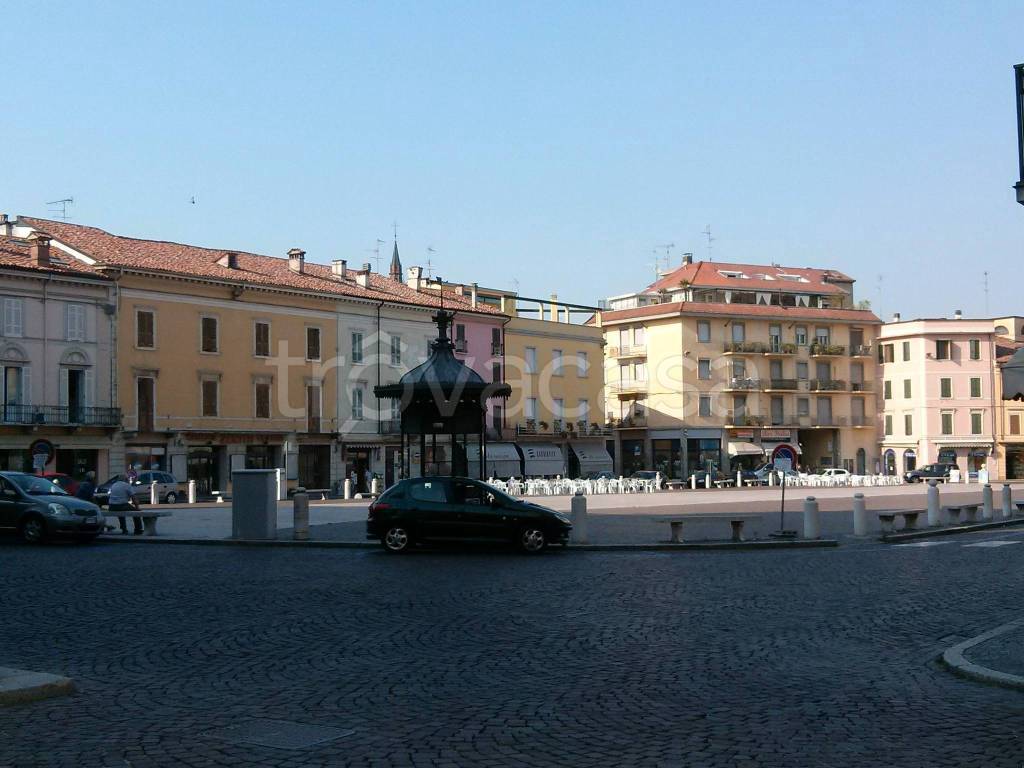 negozio in vendita a Casalmaggiore