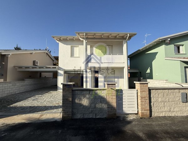 casa indipendente in vendita a Casalmaggiore