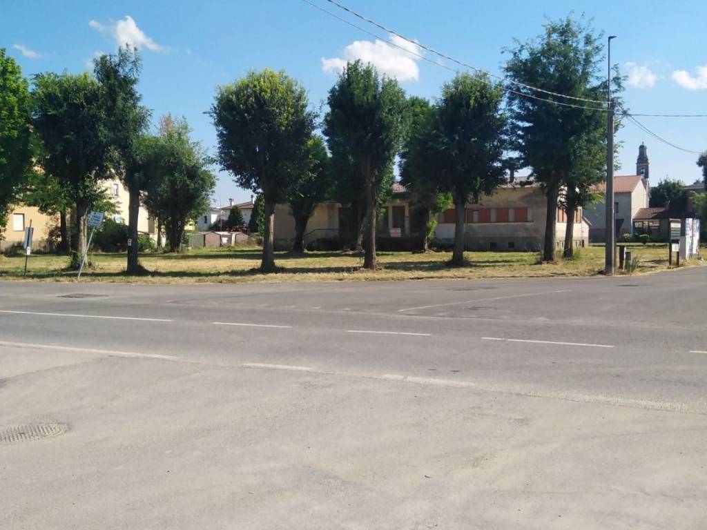 casa indipendente in vendita a Casalmaggiore in zona Agoiolo