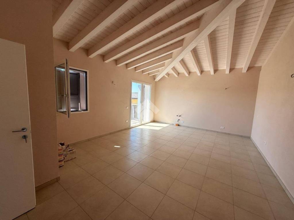 appartamento in vendita a Casalmaggiore in zona Vicobellignano