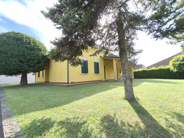 casa indipendente in vendita a Casalmaggiore in zona Roncadello