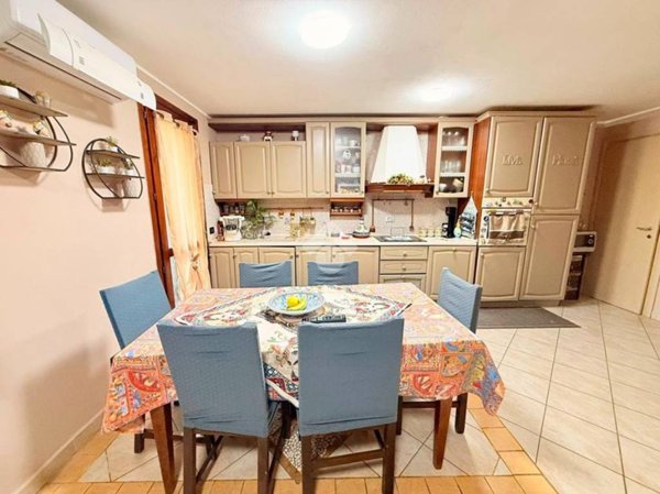 casa indipendente in vendita a Casalmaggiore in zona Vicomoscano