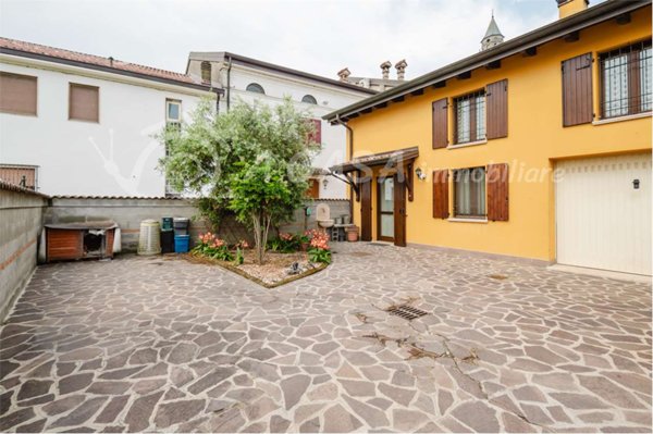 casa indipendente in vendita a Casalmaggiore