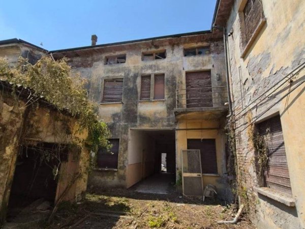 casa indipendente in vendita a Casalmaggiore