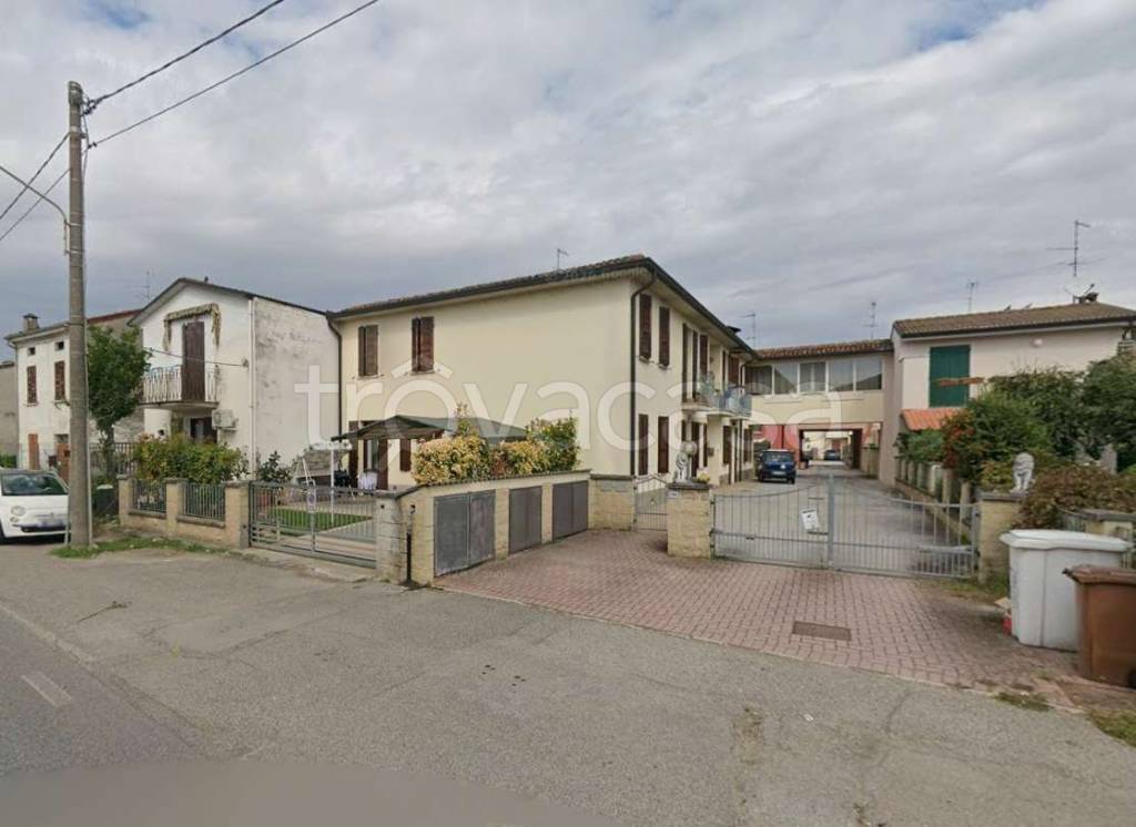 appartamento in vendita a Casalmaggiore in zona Vicomoscano