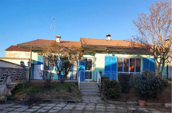 casa indipendente in vendita a Casalmorano