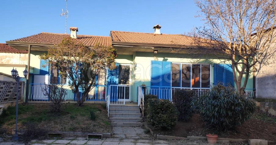 casa indipendente in vendita a Casalmorano