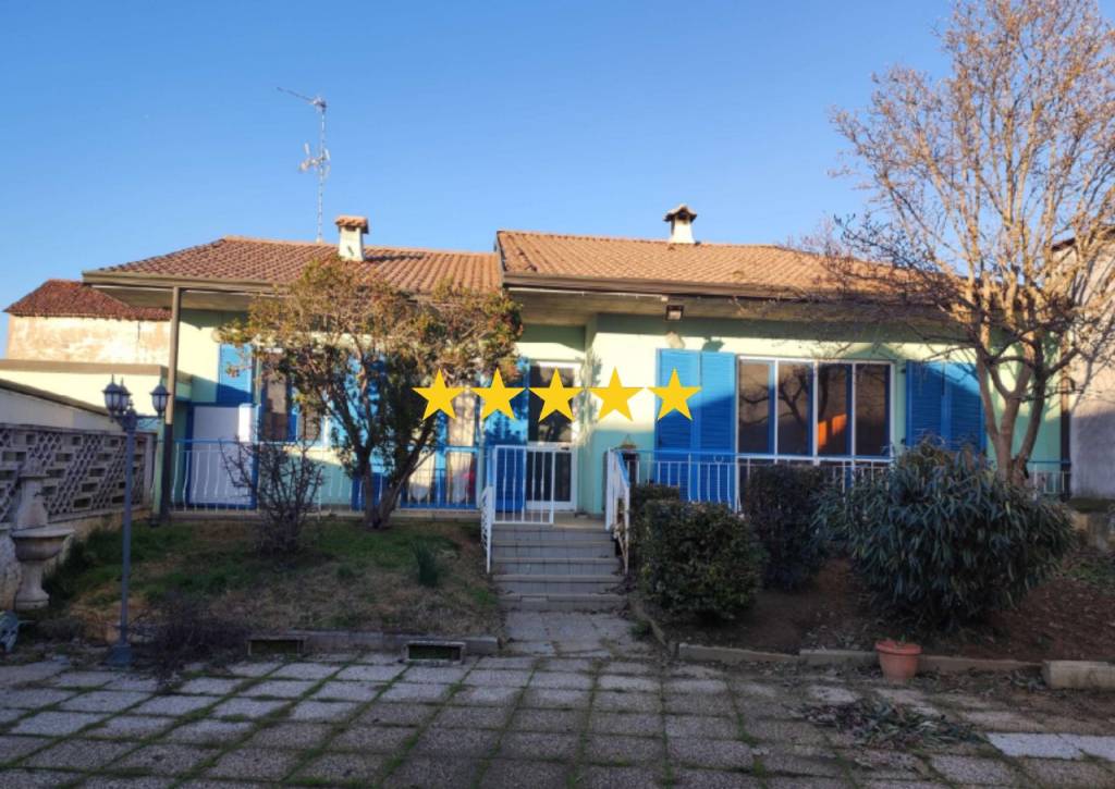 casa indipendente in vendita a Casalmorano