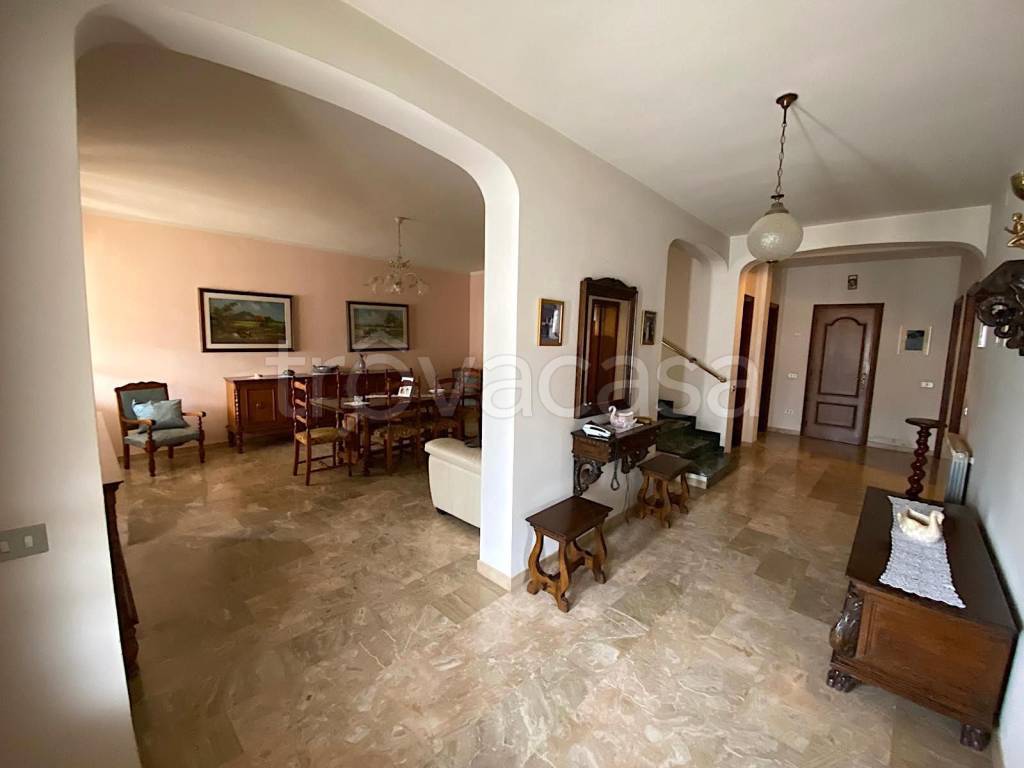 casa indipendente in vendita a Casteldidone