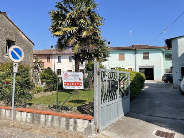 appartamento in vendita a Casteldidone