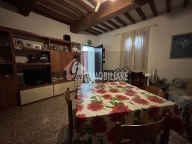 casa indipendente in vendita a Casteldidone