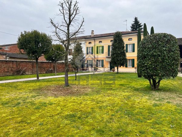 casa indipendente in vendita a Casteldidone