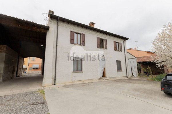 casa indipendente in vendita a Casteldidone