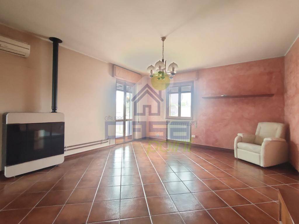 casa indipendente in vendita a Casteldidone