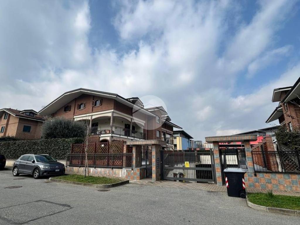 ufficio in vendita a Pianezza