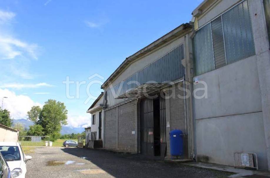 locale commerciale in vendita a Pianezza in zona Grange