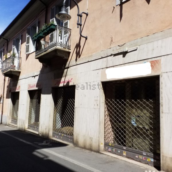 locale commerciale in vendita a Pianezza