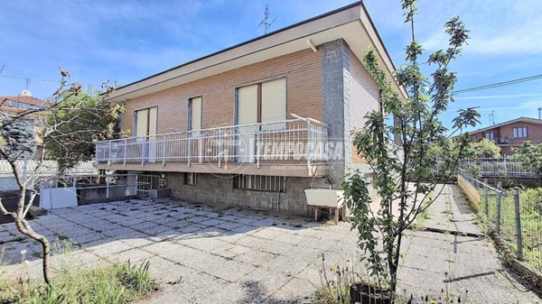 casa indipendente in vendita a Pianezza