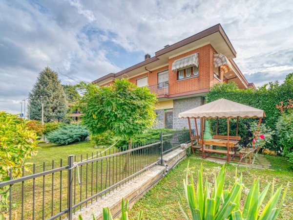 casa indipendente in vendita a Pianezza