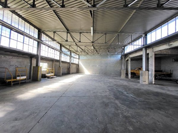 negozio in vendita a Pianezza