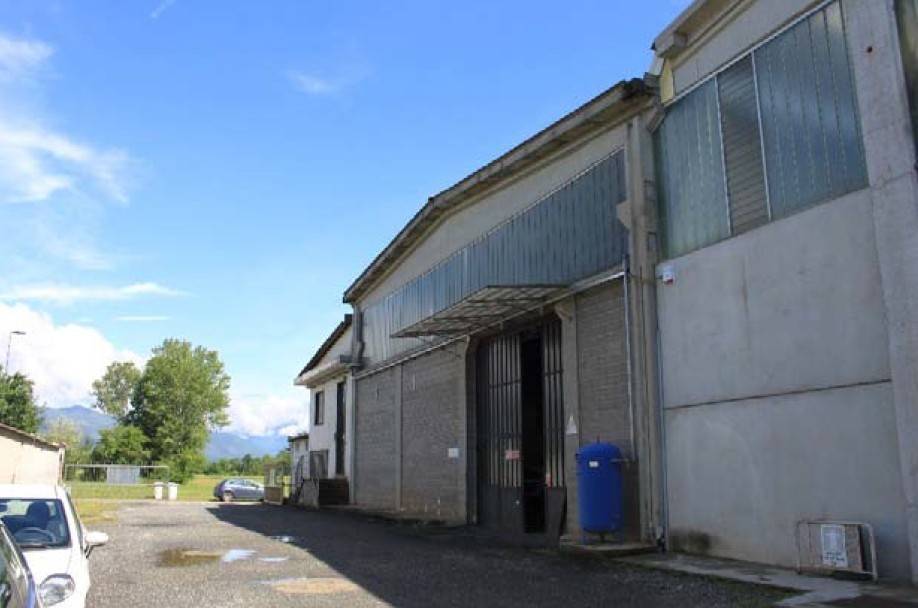 locale commerciale in vendita a Pianezza
