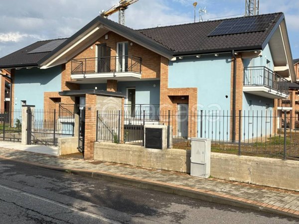 casa indipendente in vendita a Pianezza