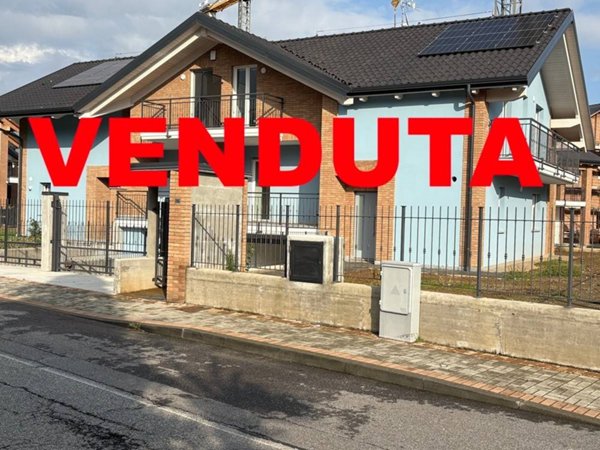 casa indipendente in vendita a Pianezza