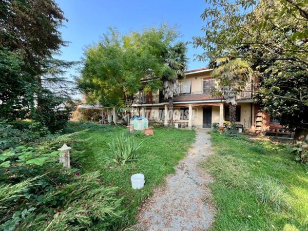 casa indipendente in vendita a Pianezza