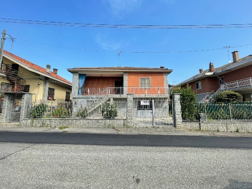 casa indipendente in vendita a Pianezza