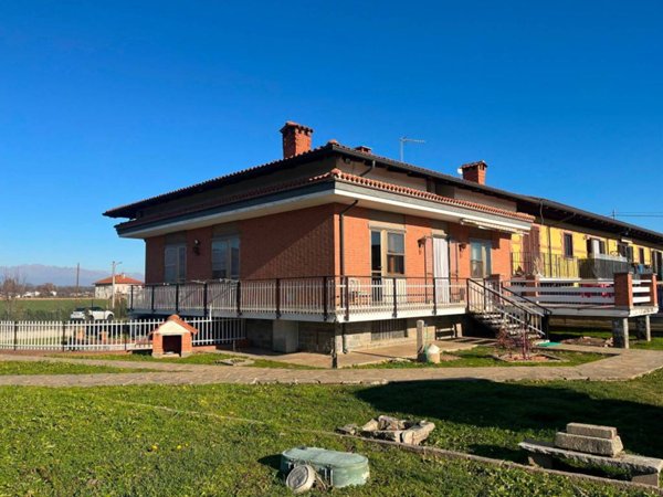 casa indipendente in vendita a Pianezza in zona Grange