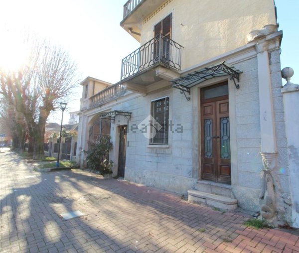 casa indipendente in vendita a Pianezza