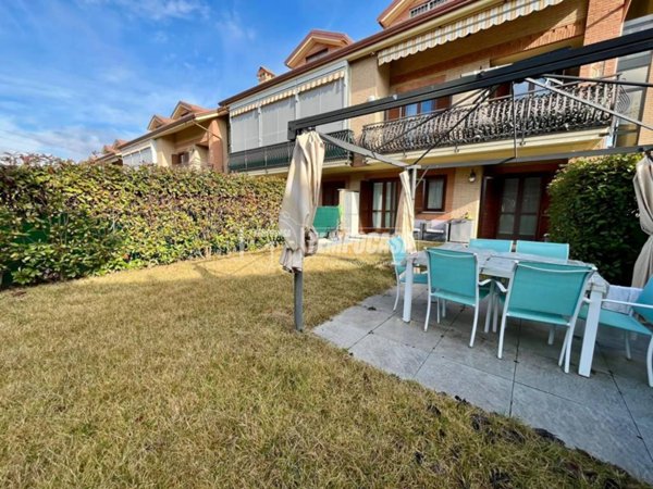 appartamento in vendita a Pianezza in zona Parucco