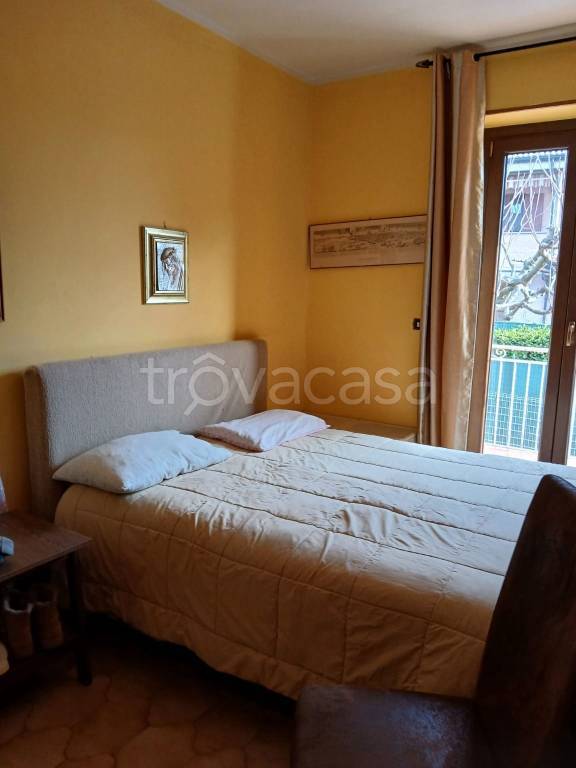 casa indipendente in vendita a Pianezza in zona Parucco